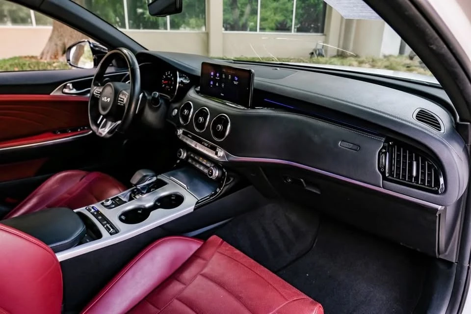 2022 Kia Stinger GT - Image 18 of 18