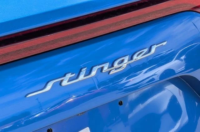 2022 Kia Stinger GT - Image 9 of 12