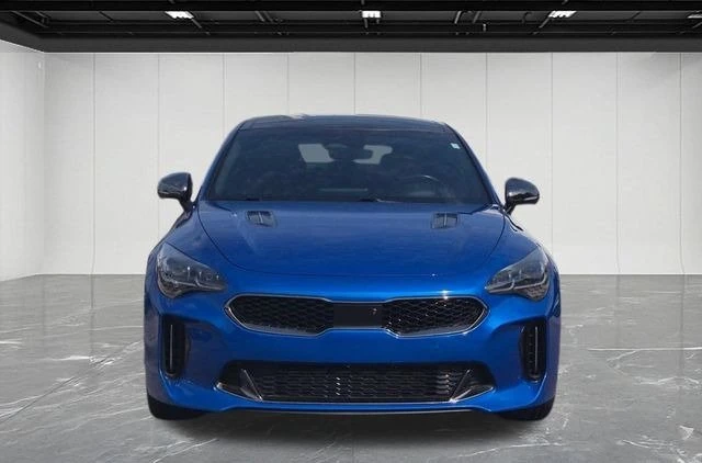 2022 Kia Stinger GT - Image 8 of 18