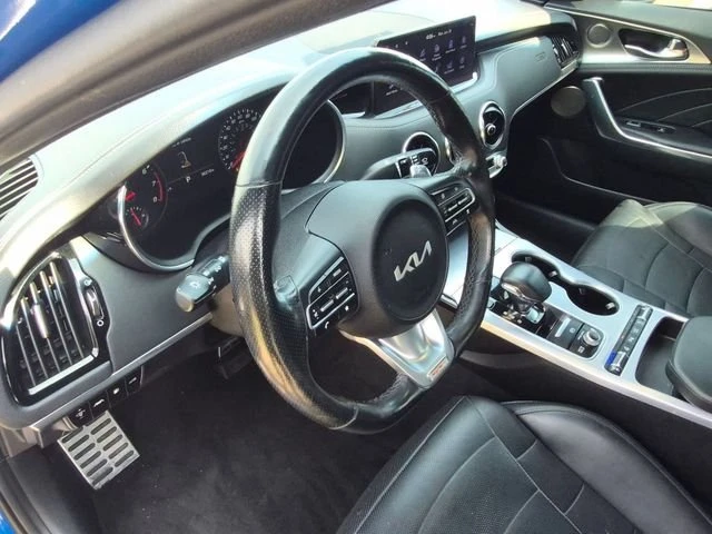 2022 Kia Stinger GT - Image 11 of 20