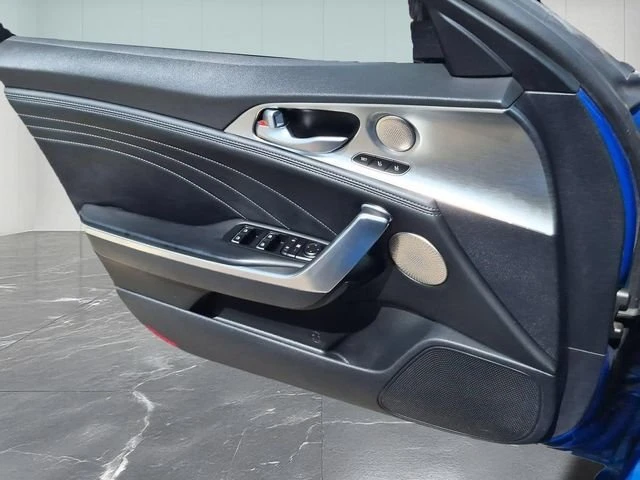 2022 Kia Stinger GT - Image 14 of 20