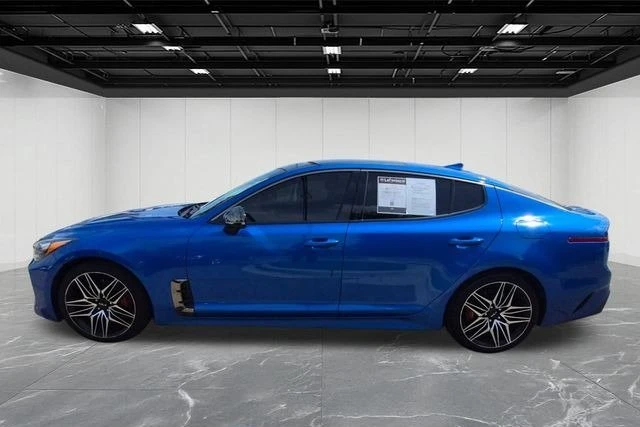 2022 Kia Stinger GT - Image 2 of 16