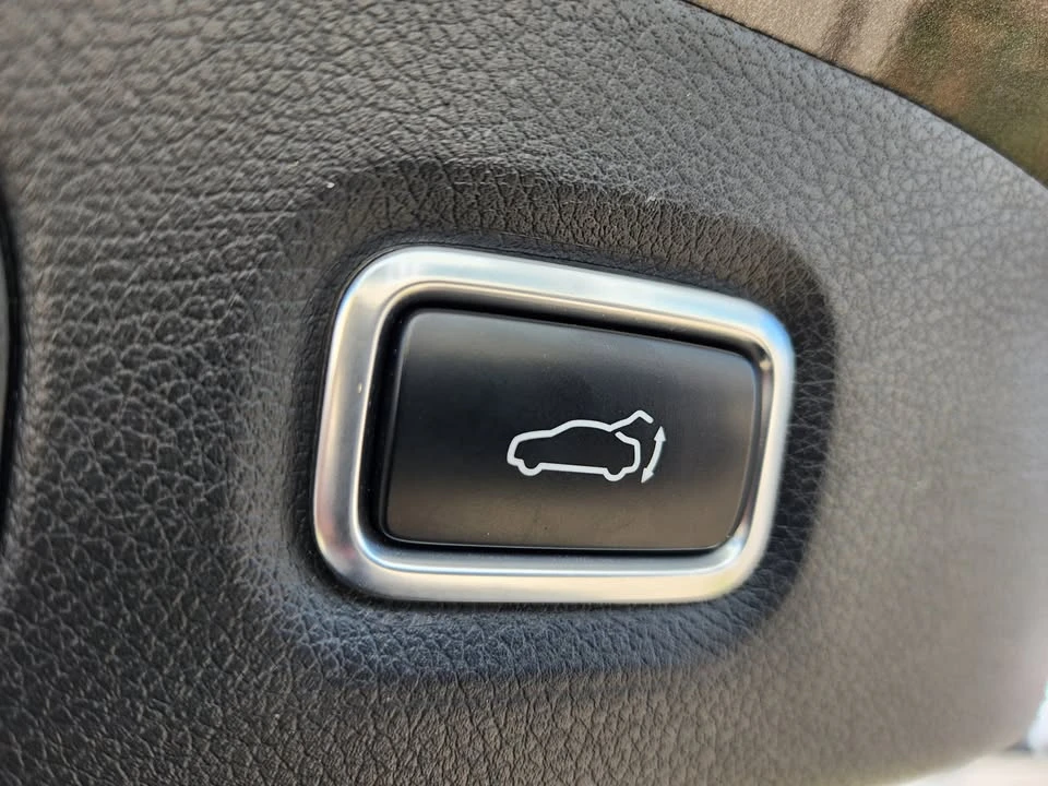 2022 Kia Stinger GT - Image 9 of 20