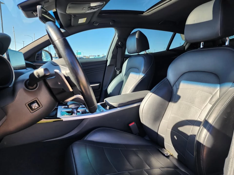 2022 Kia Stinger GT - Image 16 of 20