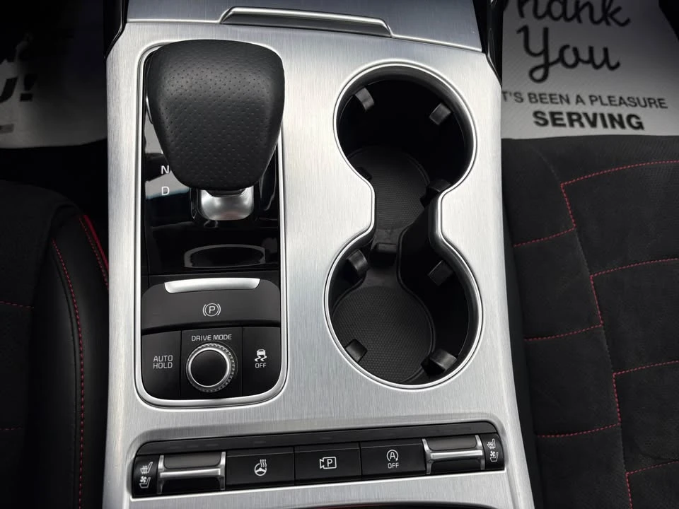 2022 Kia Stinger GT - Image 12 of 17