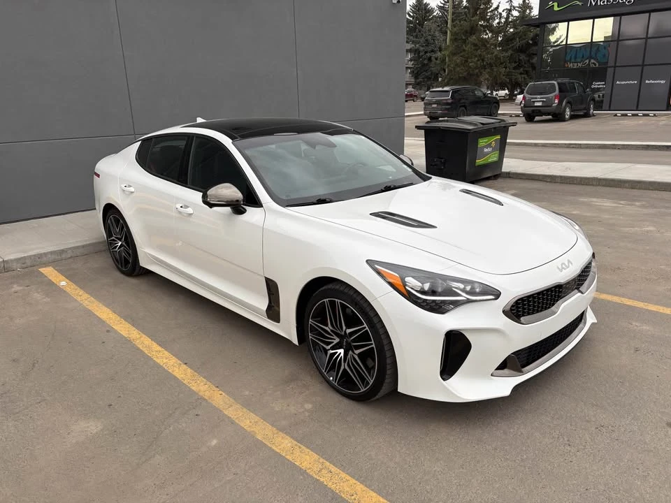2022 Kia Stinger GT - Image 3 of 17