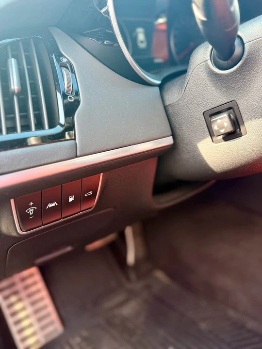 2022 Kia Stinger GT - Image 10 of 20