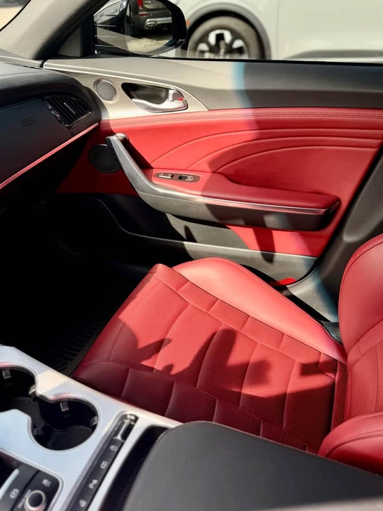 2022 Kia Stinger GT - Image 17 of 20