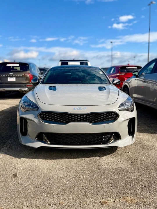 2022 Kia Stinger GT - Image 2 of 20