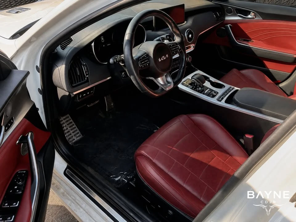 2022 Kia Stinger GT - Image 5 of 7