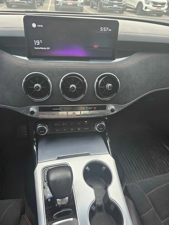 2022 Kia Stinger GT - Image 3 of 11