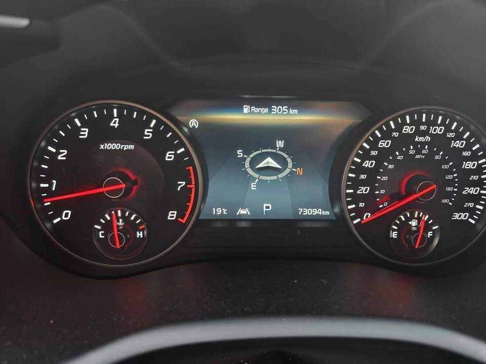 2022 Kia Stinger GT - Image 2 of 11