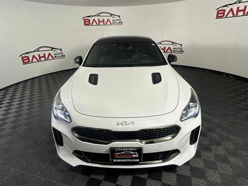 2022 Kia Stinger GT - Image 13 of 21