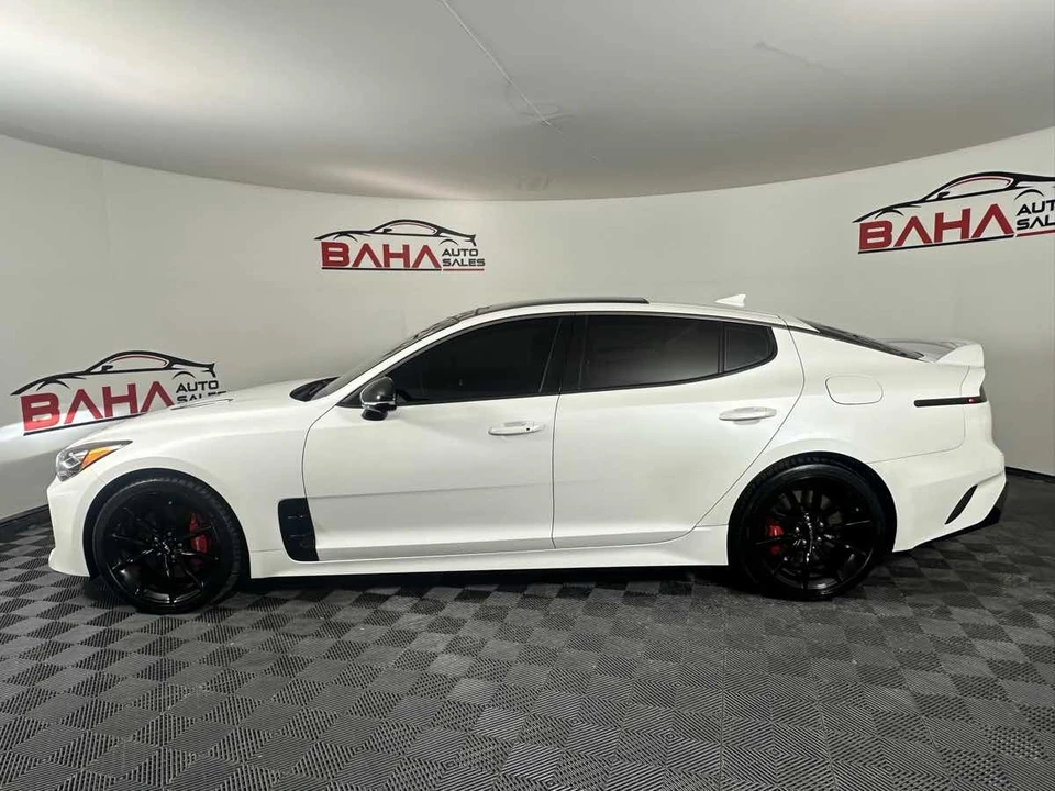 2022 Kia Stinger GT - Image 4 of 21