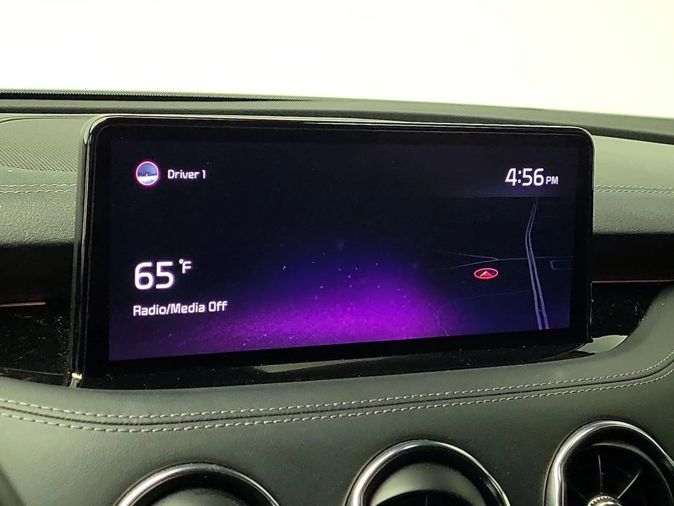 2022 Kia Stinger GT - Image 16 of 26