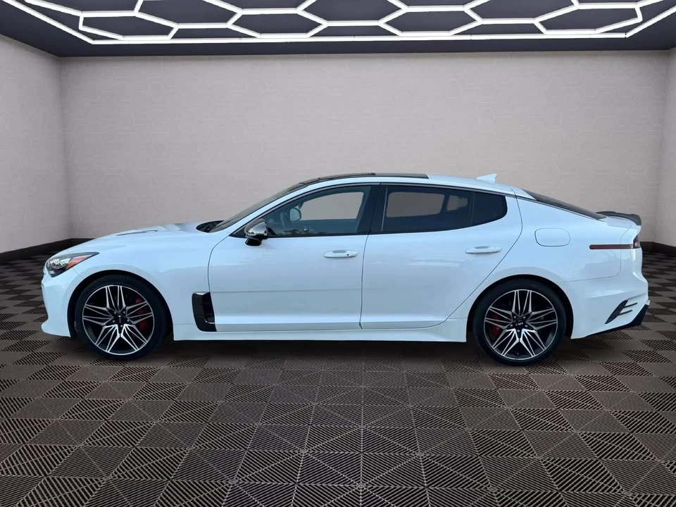 2022 Kia Stinger GT - Image 6 of 20