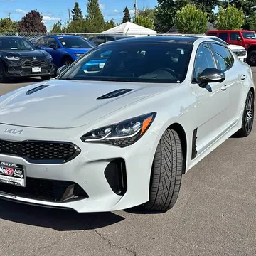 2022 Kia Stinger GT2