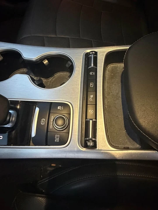 2022 Kia Stinger GT - Image 6 of 9
