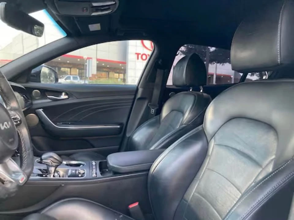 2022 Kia Stinger GT - Image 6 of 8