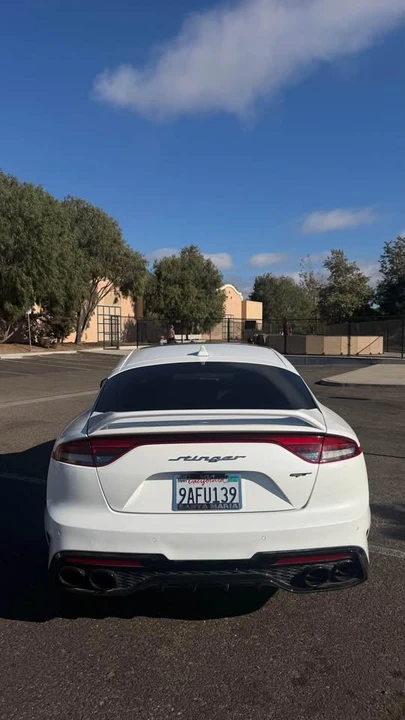 2022 Kia Stinger GT - Image 7 of 13