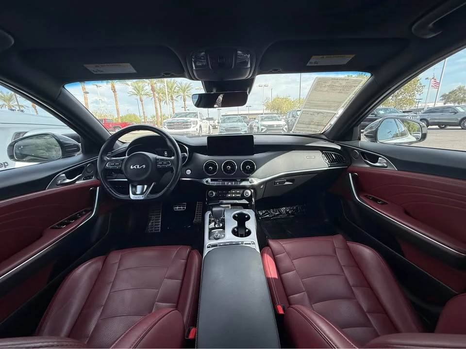 2022 Kia Stinger GT - Image 6 of 10