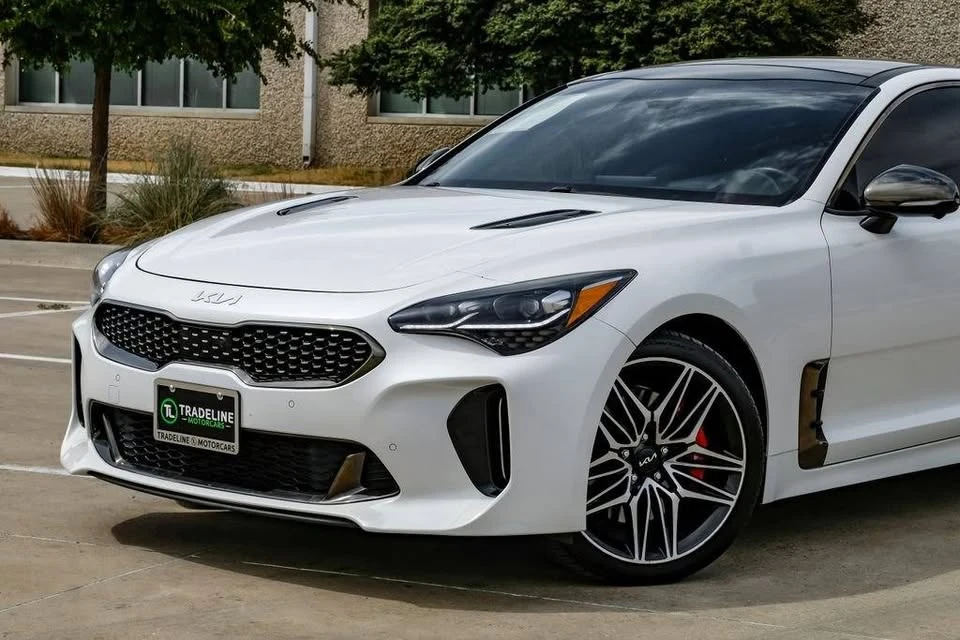 2022 Kia Stinger GT - Image 6 of 16