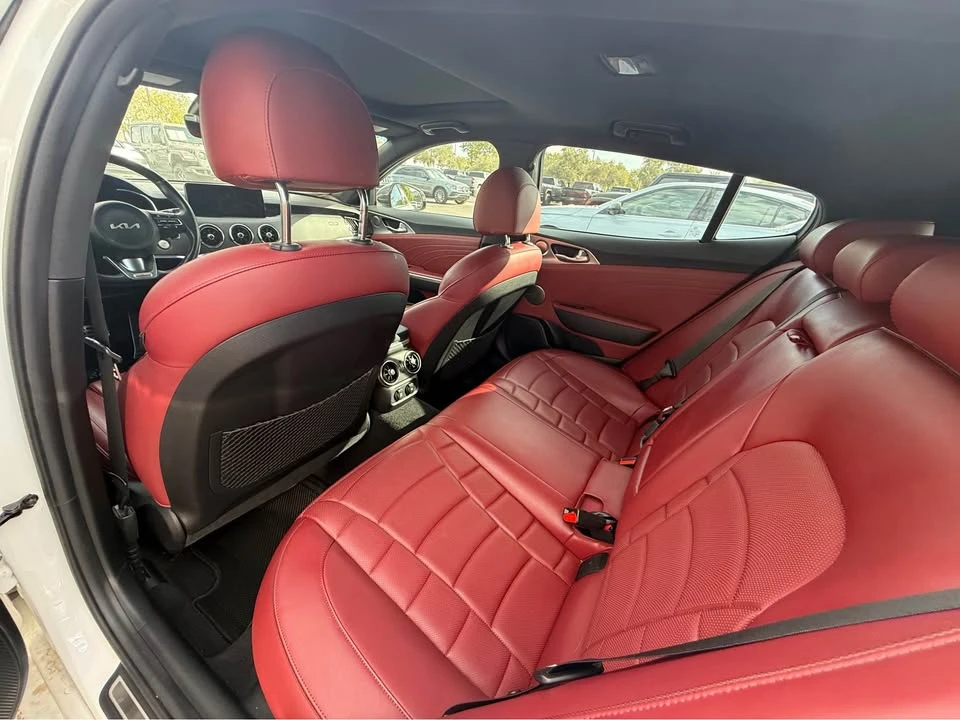 2022 Kia Stinger GT - Image 7 of 10