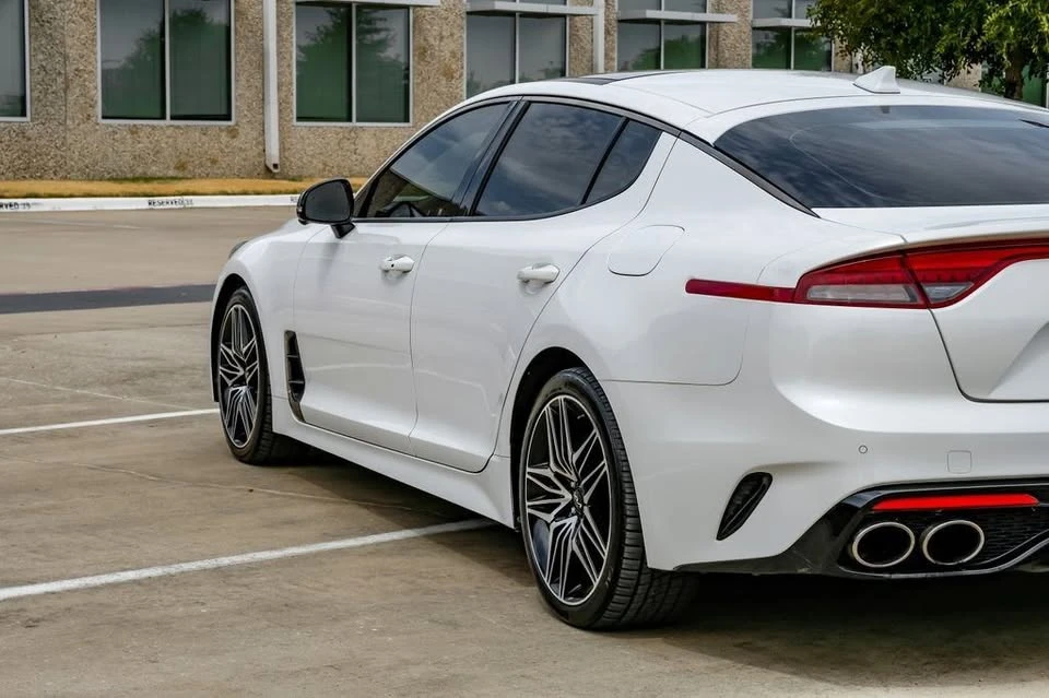 2022 Kia Stinger GT - Image 16 of 16