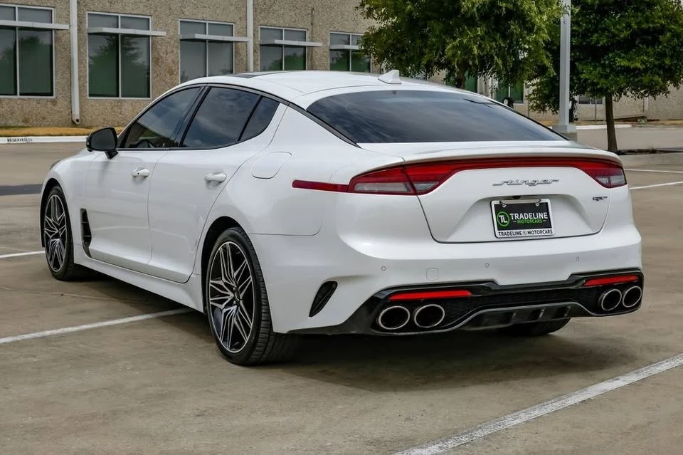 2022 Kia Stinger GT - Image 15 of 16