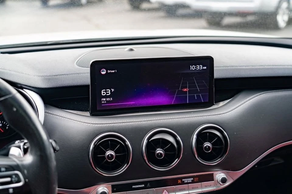 2022 Kia Stinger GT - Image 18 of 20