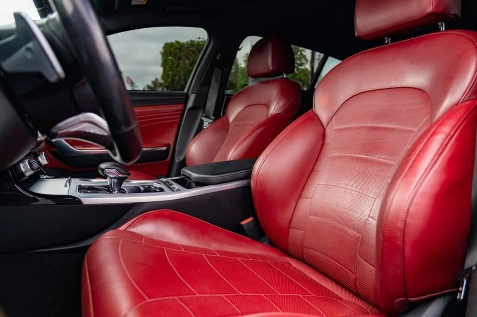 2022 Kia Stinger GT - Image 14 of 20