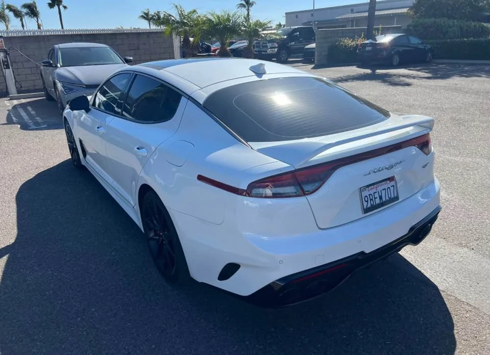 2022 Kia Stinger GT - Image 4 of 6
