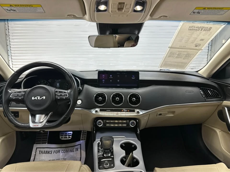 2022 Kia Stinger GT - Image 15 of 20