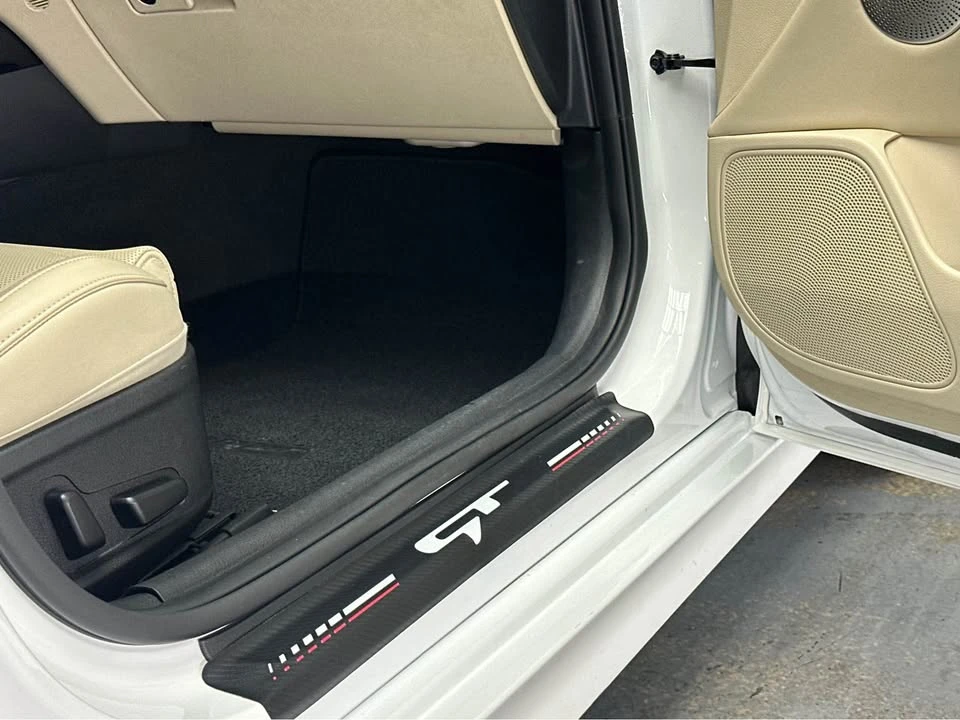 2022 Kia Stinger GT - Image 13 of 20