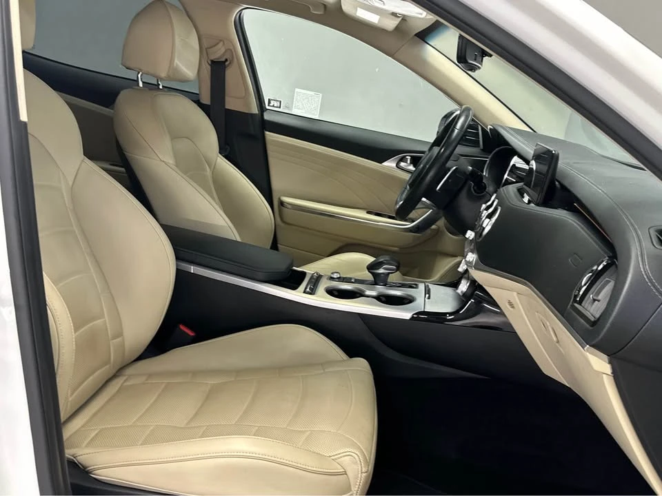 2022 Kia Stinger GT - Image 12 of 20