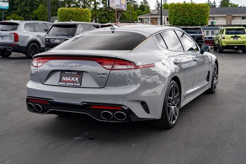 2022 Kia Stinger GT - Image 8 of 20