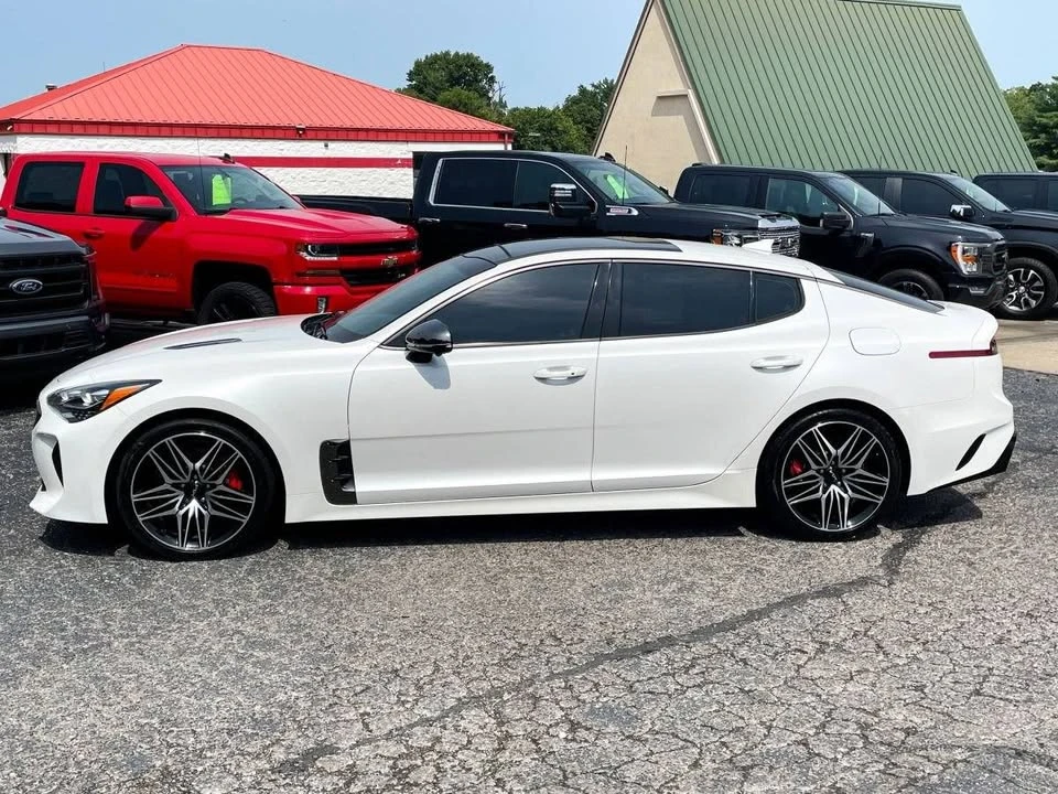 2022 Kia Stinger GT - Image 3 of 15