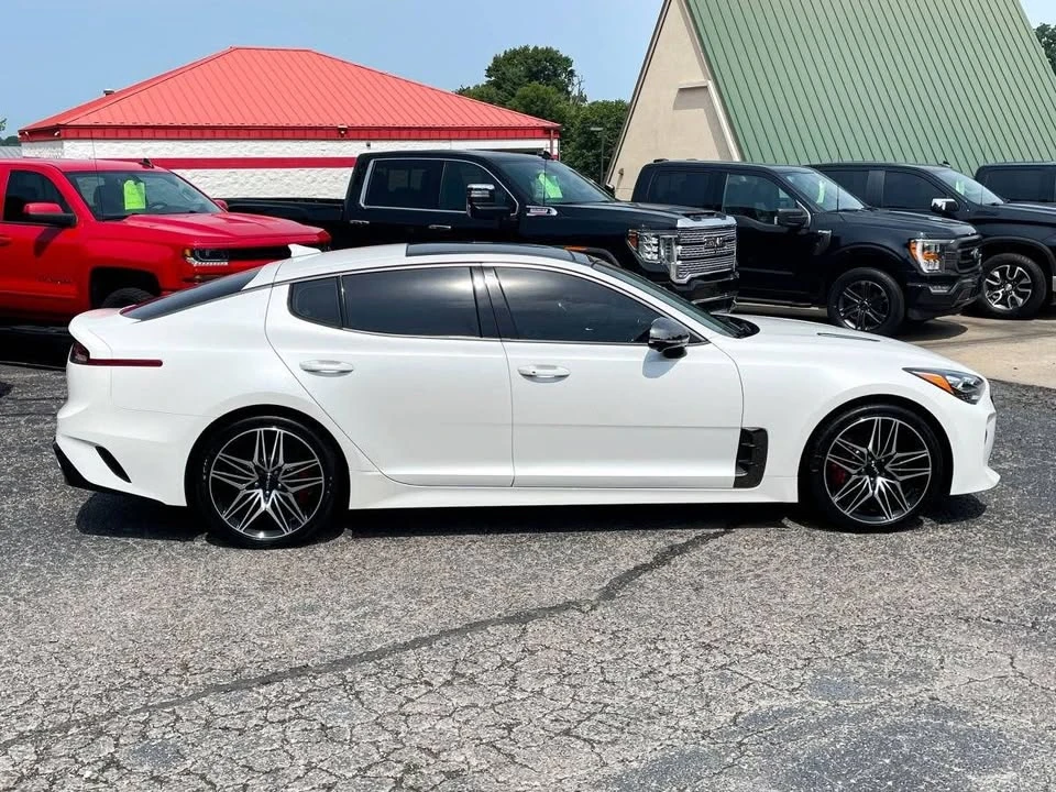 2022 Kia Stinger GT - Image 4 of 15