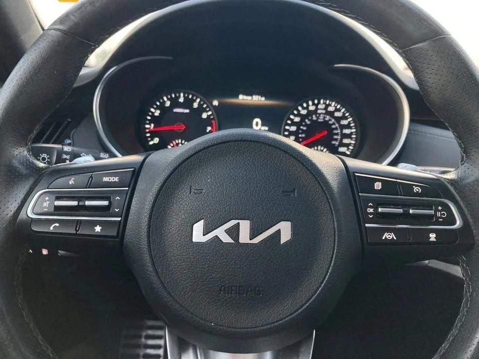 2022 Kia Stinger GT - Image 19 of 20