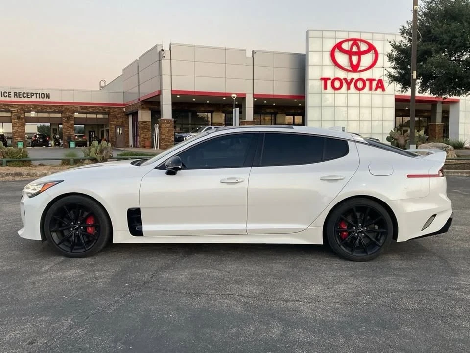 2022 Kia Stinger GT - Image 7 of 20
