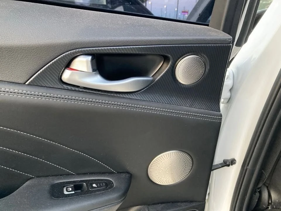 2022 Kia Stinger GT - Image 11 of 20