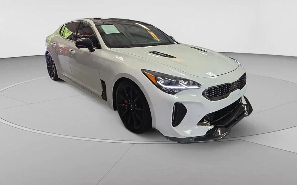2022 Kia Stinger GT - Image 7 of 17