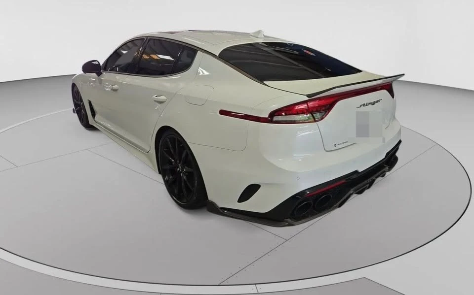 2022 Kia Stinger GT - Image 3 of 17