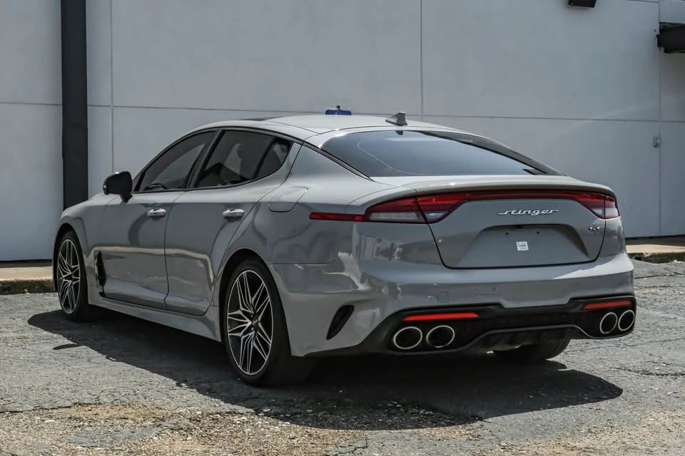2022 Kia Stinger GT - Image 10 of 19