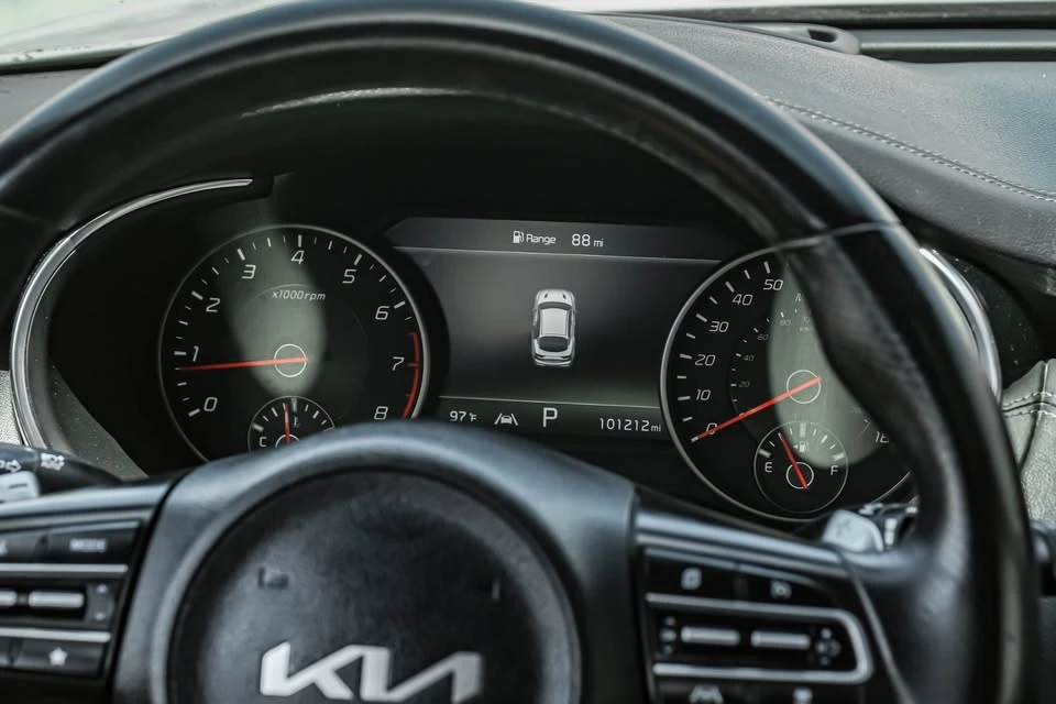 2022 Kia Stinger GT - Image 18 of 19