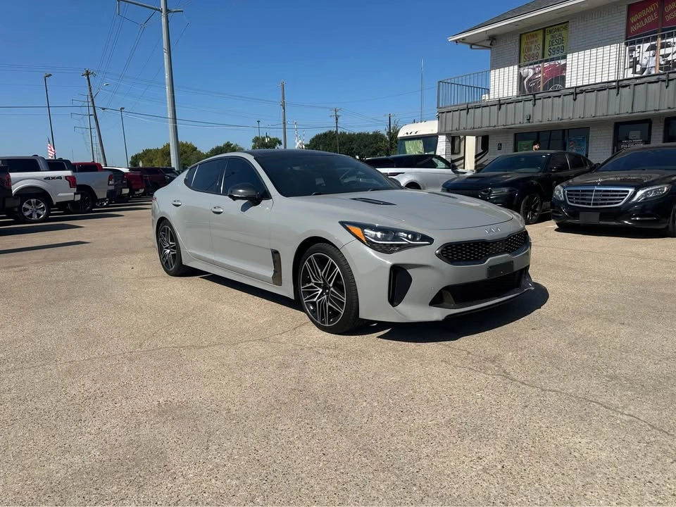 2022 Kia Stinger GT - Image 2 of 8