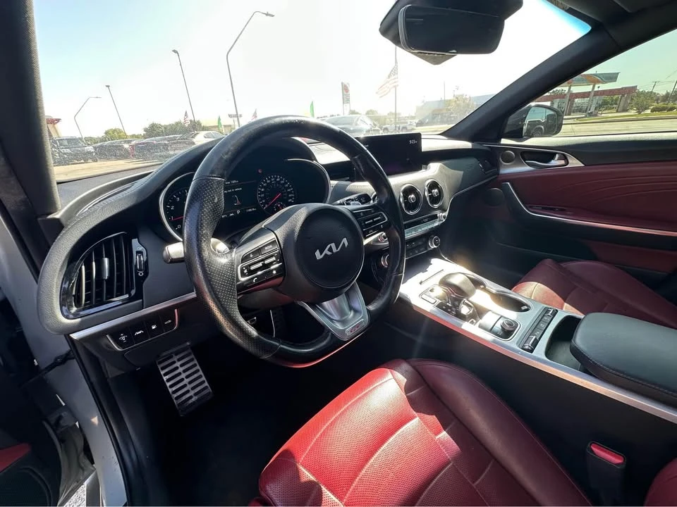 2022 Kia Stinger GT - Image 8 of 8