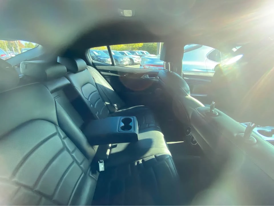 2022 Kia Stinger GT - Image 11 of 12