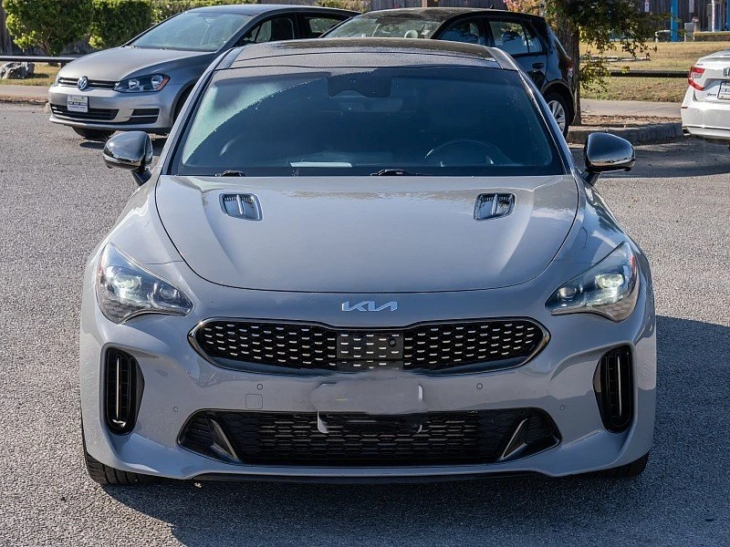 2022 Kia Stinger GT - Image 17 of 20
