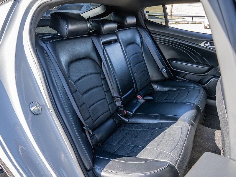 2022 Kia Stinger GT - Image 14 of 20